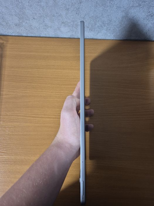Планшет Honor MagicPad2