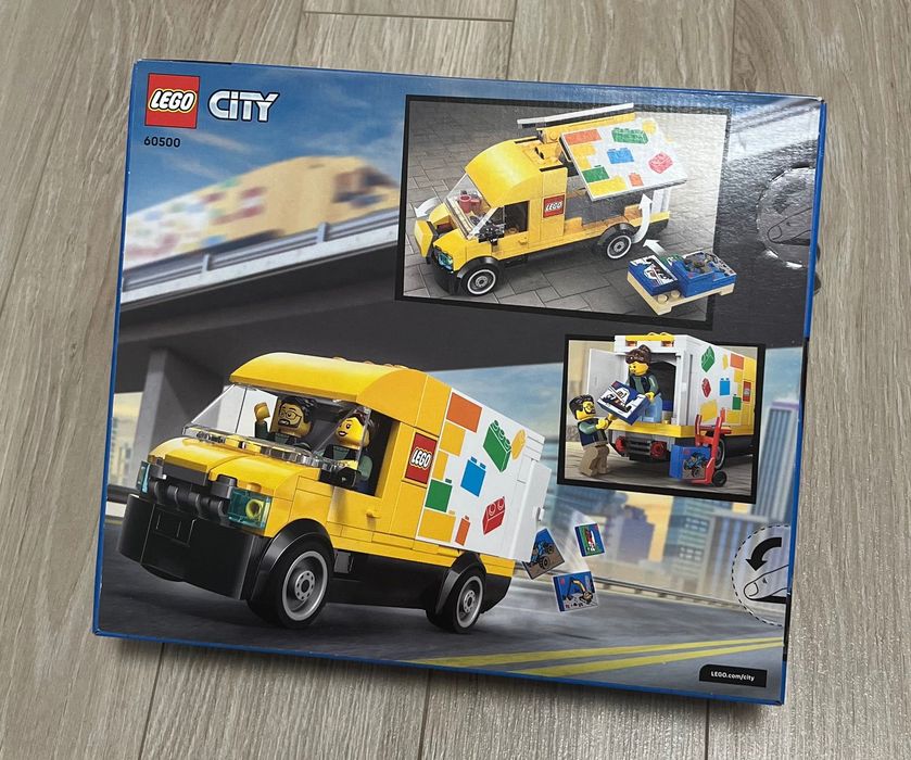 The Lego Van 60500