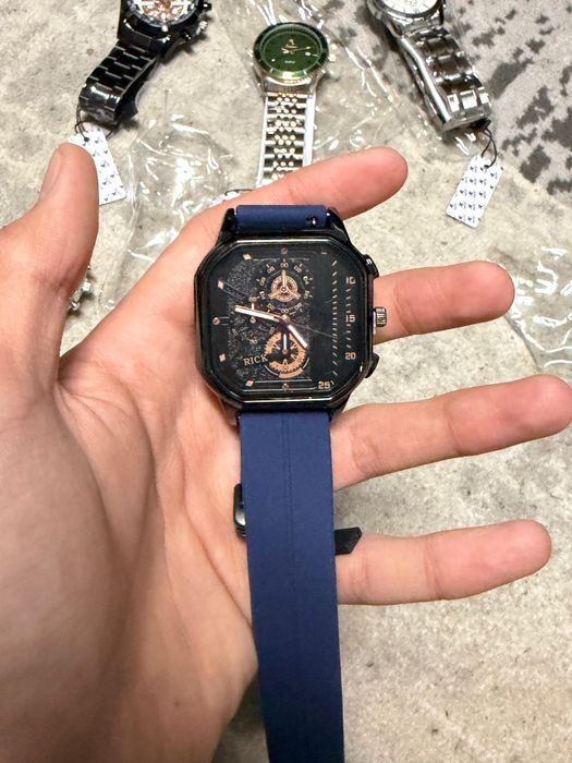 Часы в хорошом качестве