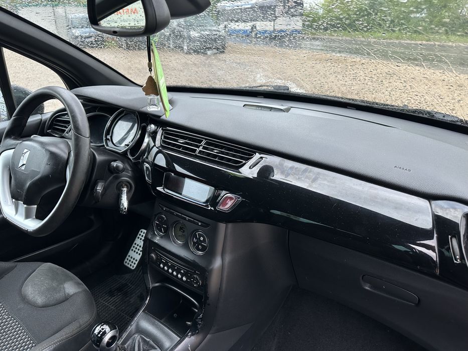 Ситроен DS3 1.4hdi - На Части!!!