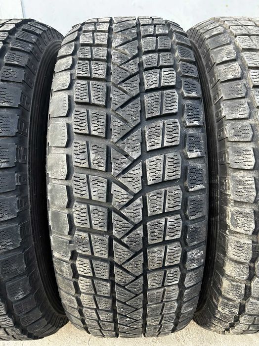 Шины зимнее MAXXIS Presa SUV