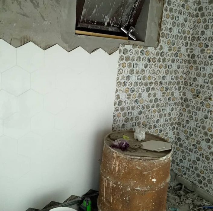 Кафельщик  сантехник