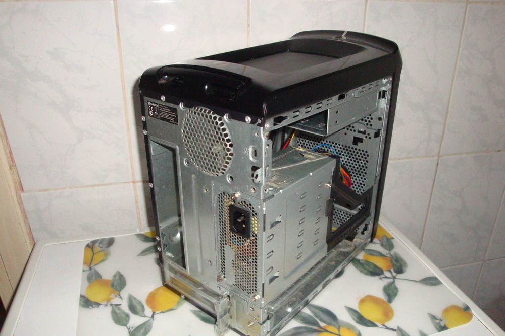 carcasa Packard Bell mini itx cu sursa Hipro card reader