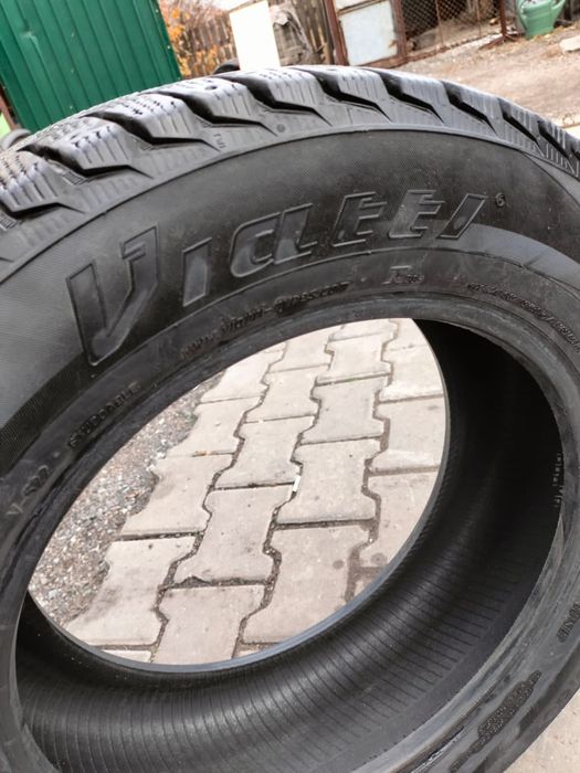 Комплект зимних шин-липучка