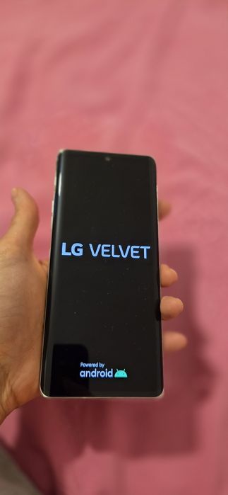 Vand tel.LG Velvet utilizat , in stare foarte buna 128 GB,