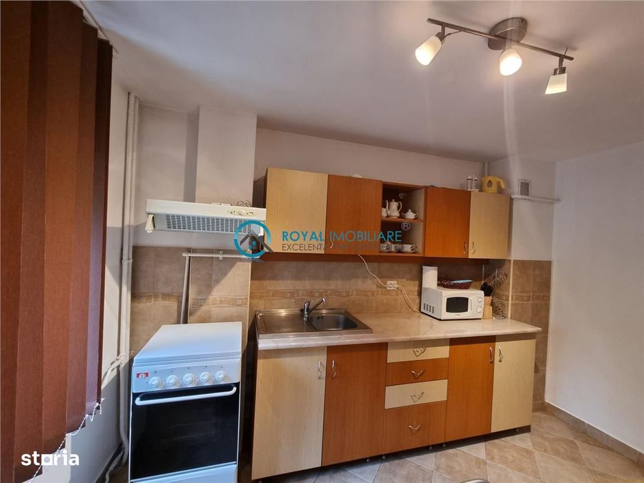 Royal Imobiliare - Vanzare Apartament zona Ultracentrala