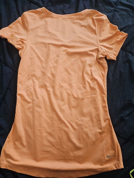 Потник Nike  , тениска Nike pro , суичър Nike