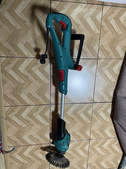 Trimer electric pentru gazon, BOSCH