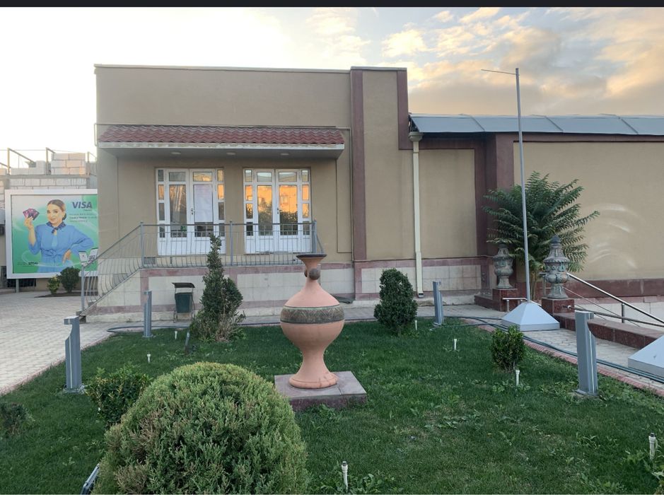 Офис, нотариус ва бошка ишхонага арендага берлади.Хамкорбанк ни еонда