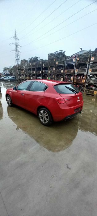 Alfa romeo GIULIETTA 2.0 JTD an 2011 Dezmembrez/Dezmembram