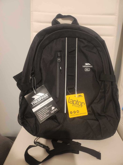 Черна раница Trespass