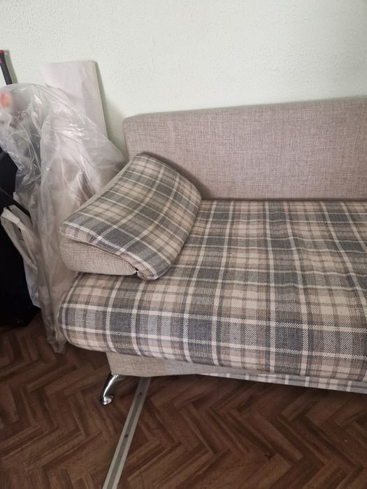 Продам диван в хорошем состоянии