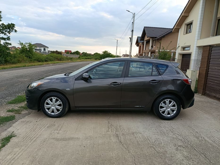 MAZDA 3 2010 — imagine 5