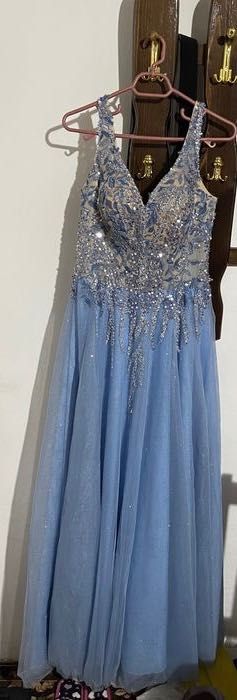 Абитуриентска рокля