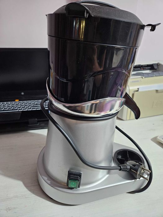 Цитрус преса, сокоизтисквачка, профисионална