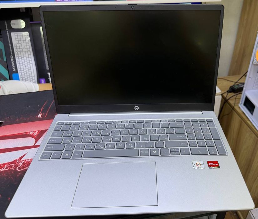Yangi HP Laptop 15-fc0171nla | Athlon 7120U / 8GB RAM / 256GB SSD