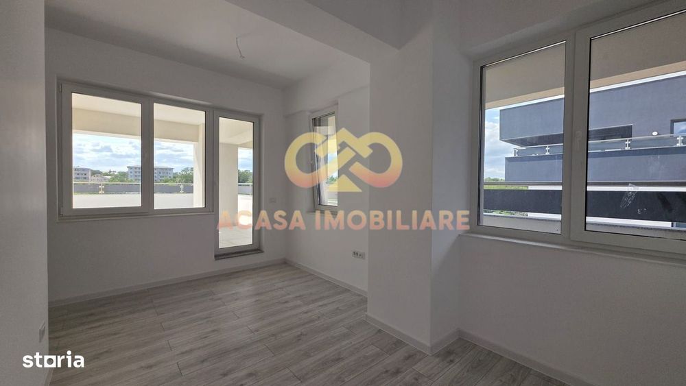 Penthouse  3  Camere  87Mp  Utili  Si 122Mp Terasa