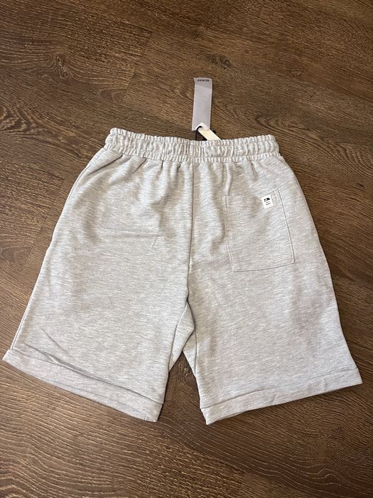 Pantaloni Scurti Essentials