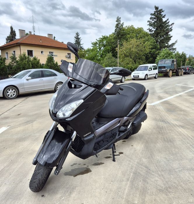Yamaha X-max125i