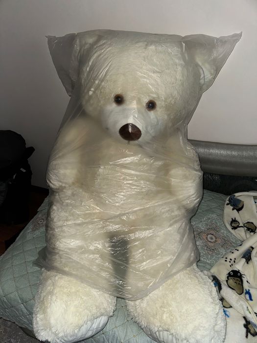 Мишка молочный цвет