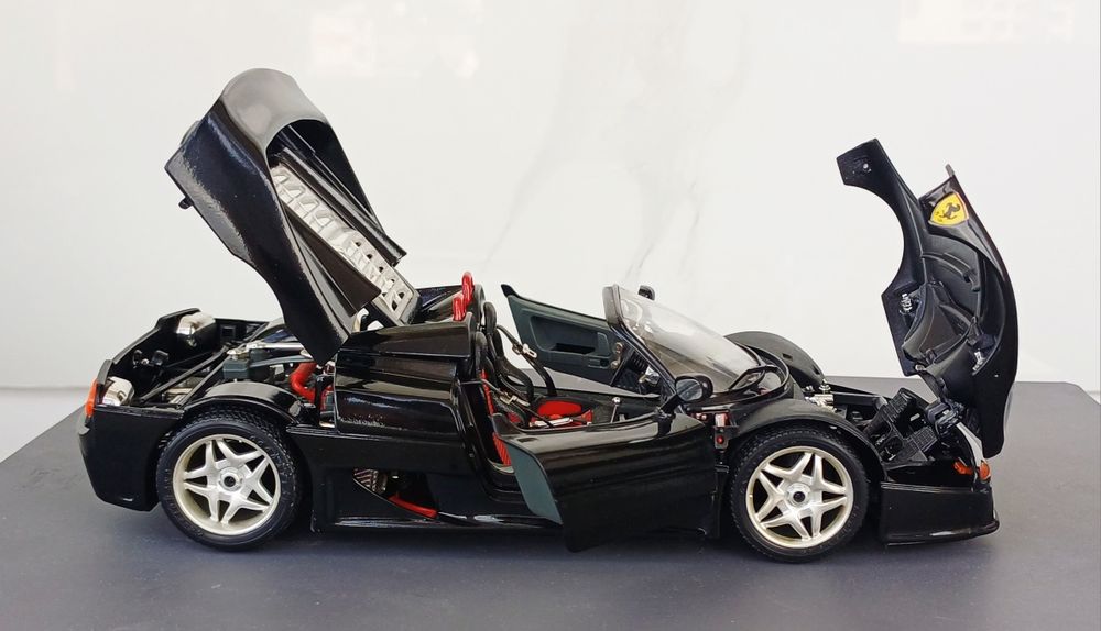 Macheta Ferrari F50 Bburago 1:18