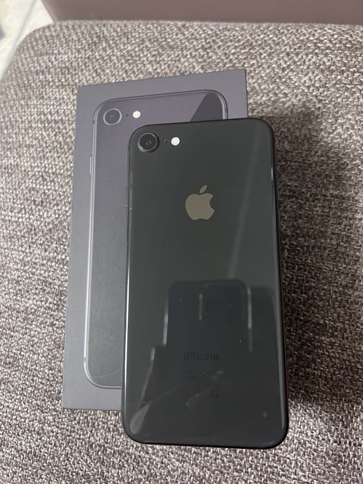 Продам Iphone8 64 гб