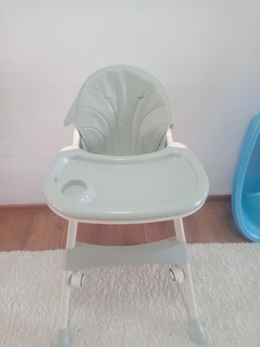 Продам стульчик для кормления