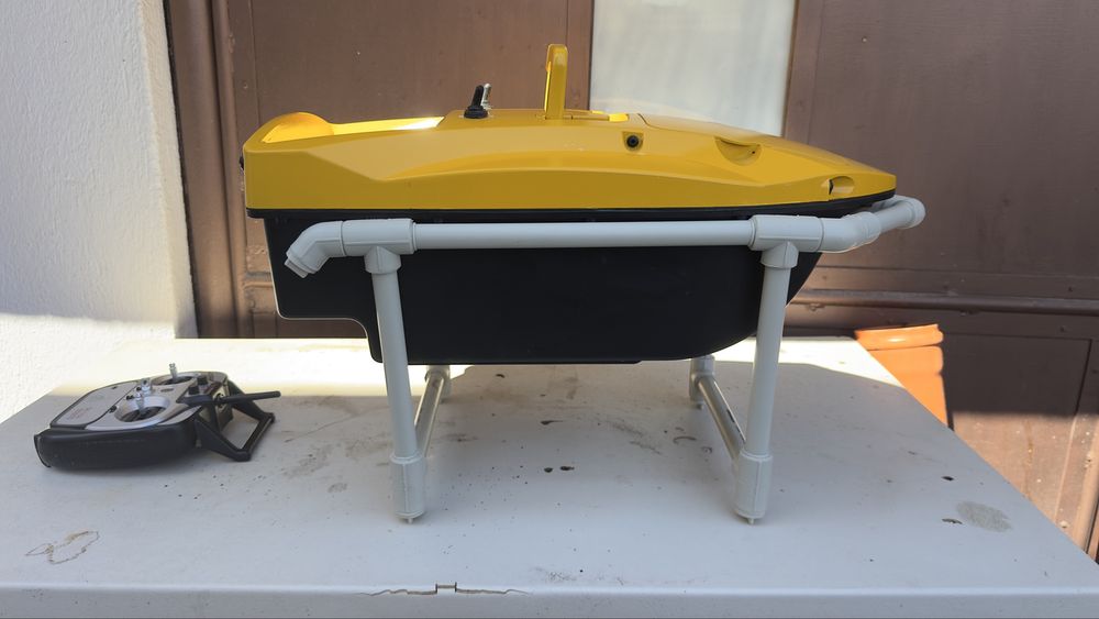 Devict Smono Лодка за захранка