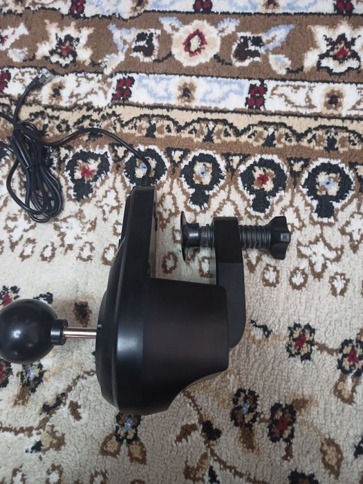 Продам игровой руль
