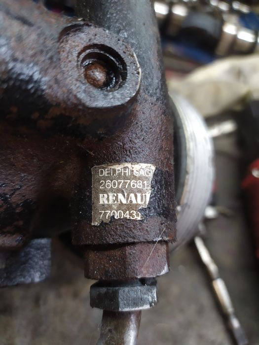 Продам генератор  Рено