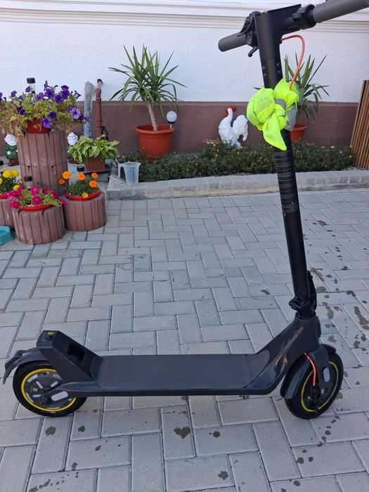 Vand trotineta electrica