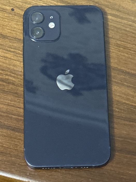 Iphone 12/ 128GB / 75%