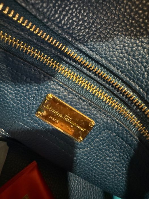 Дамска чанта Salvatore Ferragamo