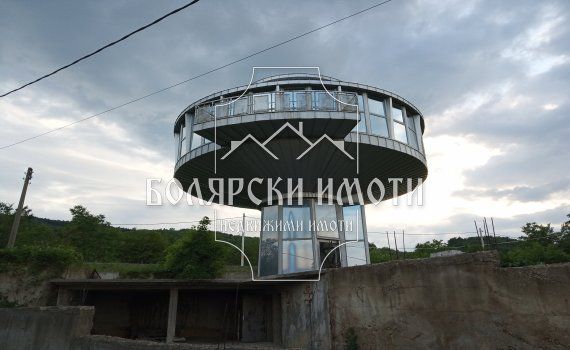 Продава се Къща в Горна Оряховица - 256 кв.м за 1368 €/кв.м - Снимка #4