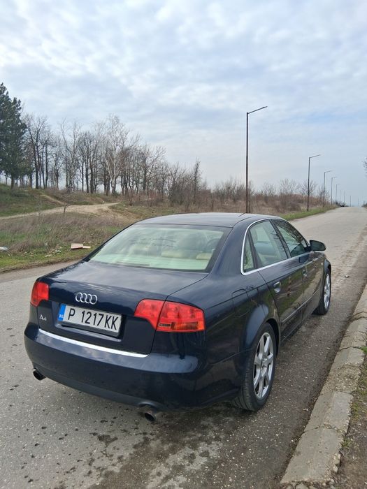 Продавам Ауди А4 Б7