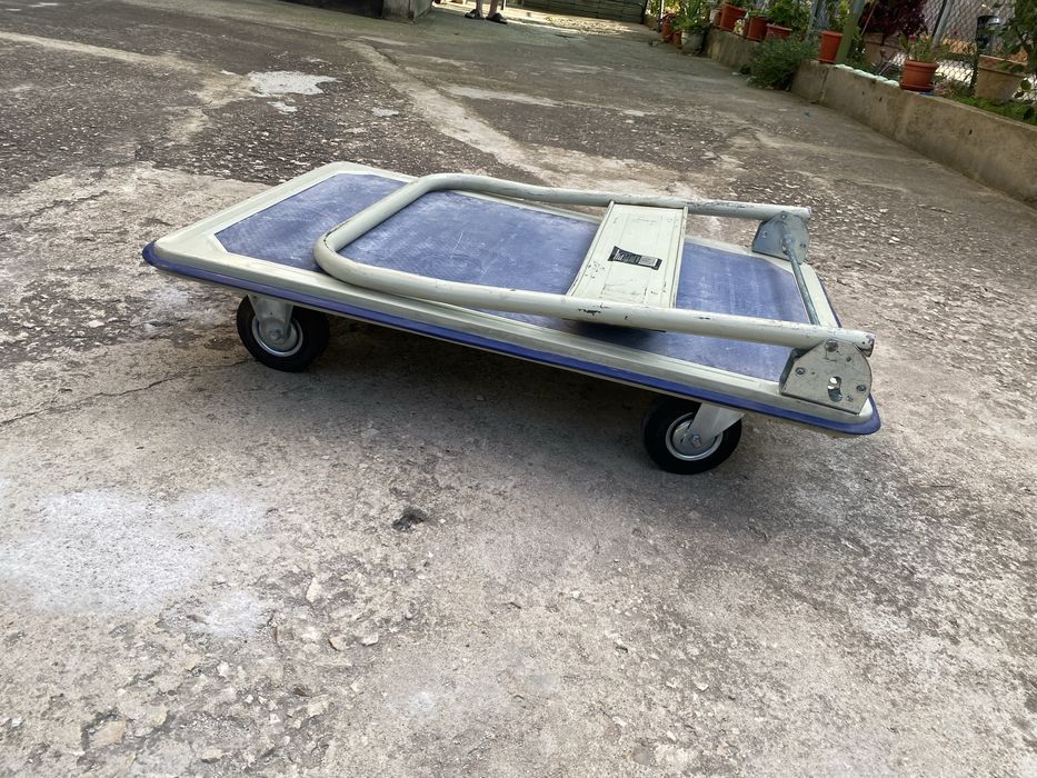 Количка 300кг пладформена ръчна нова