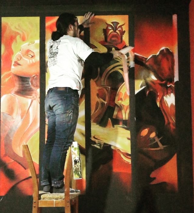 Роспись стен. Муралы. Барельеф. Граффити. Стритарт. Художник.