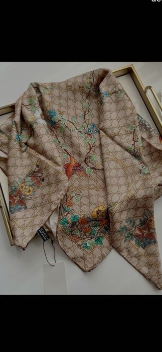 Eșarfe Gucci, modele 2026, 90×90cm, 100%  mătase, 7 modele