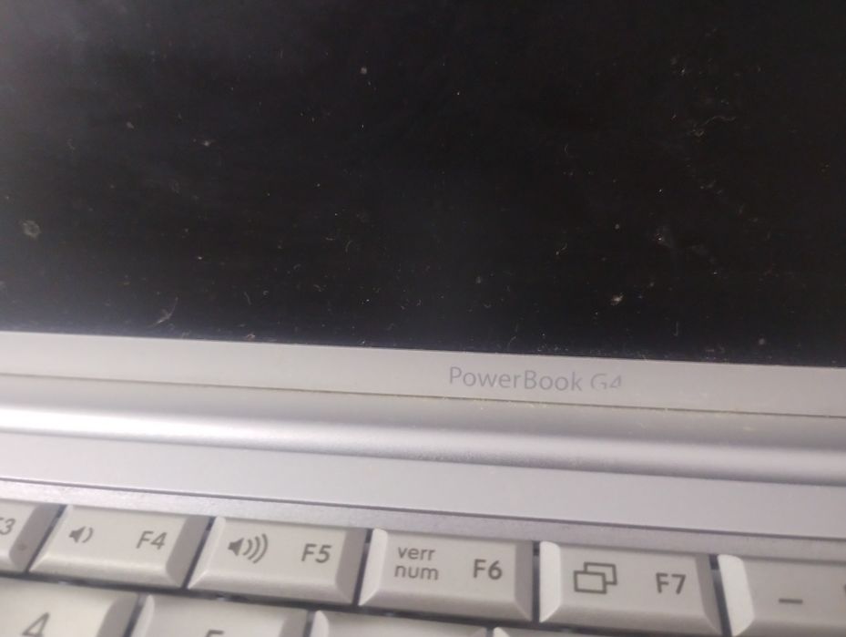 Лаптопи за части