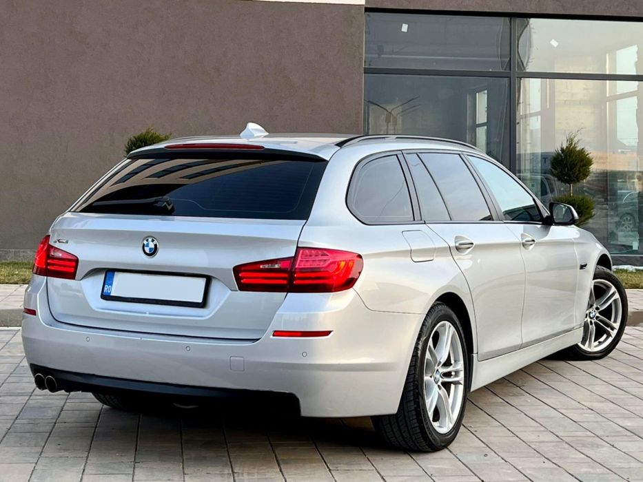 Bmw seria 525 xdriver 3 butone Pachet M interior Seria.7 An 2016
