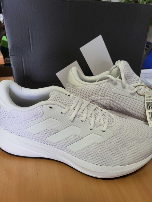 Маратонки  Адидас