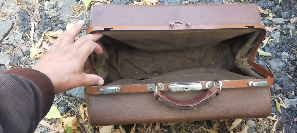 Продам винтажный саквояж ссср