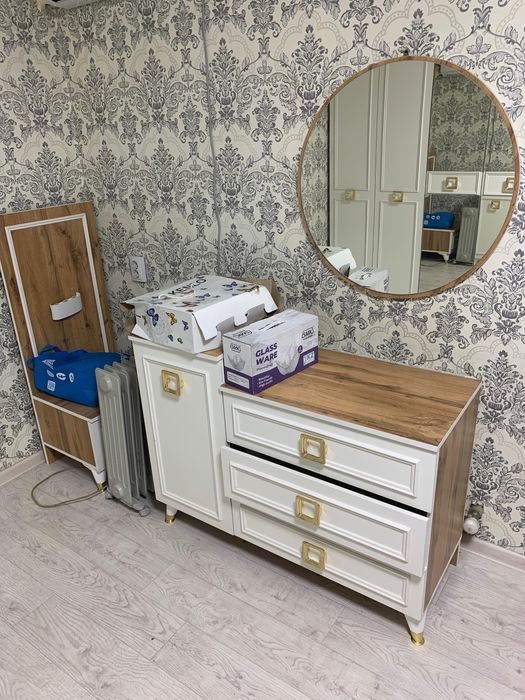 Спальный гарнитур