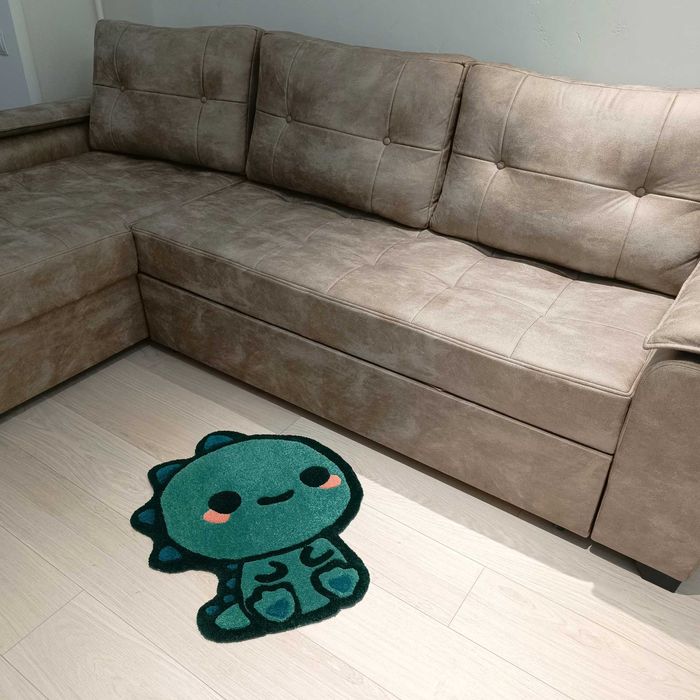 Ковёр ручной работы Динозаврик в технике тафтинг