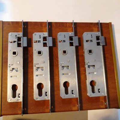 Maner geam cremon aluminiu XS500 Manere fereastra termopan aluminiu