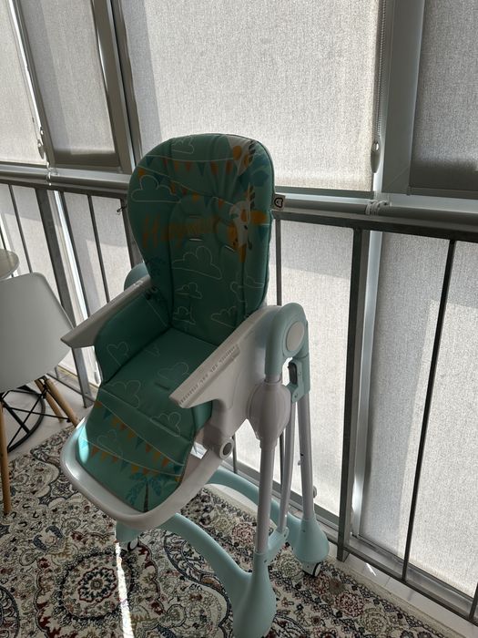 Продам  Стульчик для кормления !