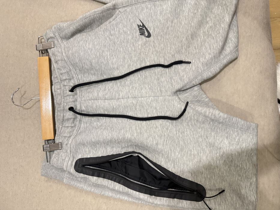 Nike Tech долнище
