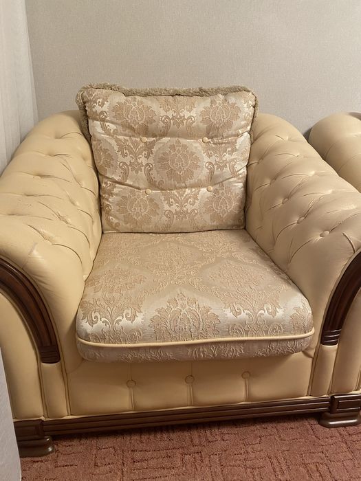 Кресло эко кожа б/у