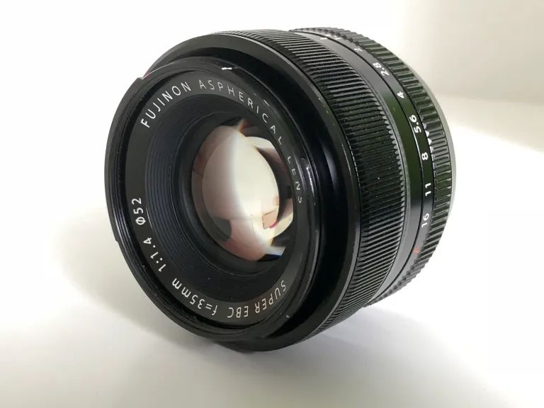 Fujifilm XF 35mm 1.4 R