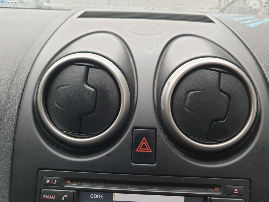 Gura Grila Aer Aerisire Ventilatie Bord Centrala Nissan Qashqai J10 2007 - 2013 [K8877]
